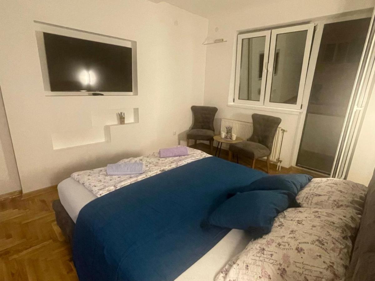 Vmaks Apartman Valentina Vodnika Apartment Novi Sad Luaran gambar