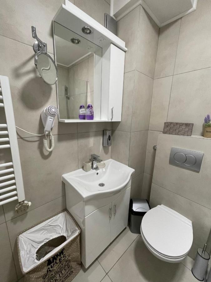 Vmaks Apartman Valentina Vodnika Apartment Novi Sad Luaran gambar