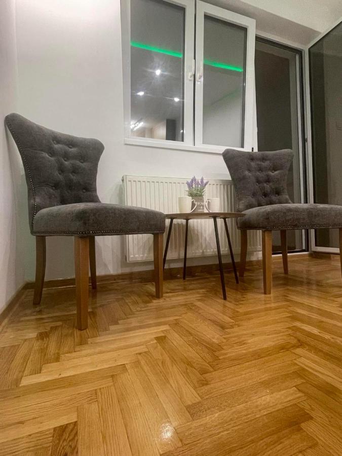 Vmaks Apartman Valentina Vodnika Apartment Novi Sad Luaran gambar